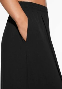 Oysho Light Touch - Pantaloni - Black -Fashion Brand 000ea773a6714121ac29029fff3ff37a