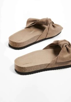 Oysho Bow CiabattineBeige Donna Ciabatte E Zoccoli OY111A0BZ-B11 -Fashion Brand 0533b75bec12484bbff01adad6ab106f