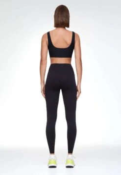 Oysho Perfect-Adapt High-RiseLeggingsBlack Donna Pantaloni OY121A07T-Q11 13 Oysho Perfect-Adapt High-RiseLeggingsBlack Donna Pantaloni OY121A07T-Q11 -Fashion Brand 094d2b0d00b04c2b8629872f9aa63dfb