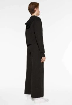 Oysho Cropped Hoodie CardiganBlack Donna Maglieria OY121J03Y-Q11 -Fashion Brand 0b920102b34542dd8783bc5c72e57f2b