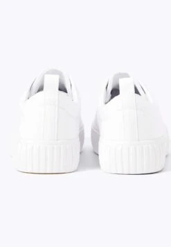 Oysho Sneakers BasseWhite Donna Sneakers OY111A0BM-A11 13 Oysho Sneakers BasseWhite Donna Sneakers OY111A0BM-A11 -Fashion Brand 0cbf3003760240bdbfba960872282b3d