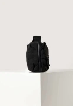 Oysho TrousseBlack Donna Borse OY151H06D-Q11 -Fashion Brand 0cdcfb051c4a474c9b09ca734788f18f