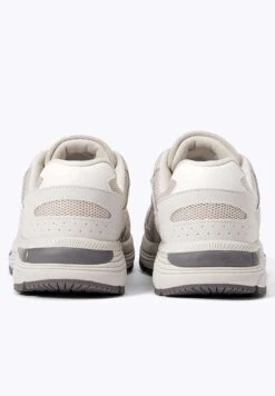 Oysho Running - Sneakers Basse - Beige -Fashion Brand 0e3f2bfc463a4eb1bcecf8bb6d0488df