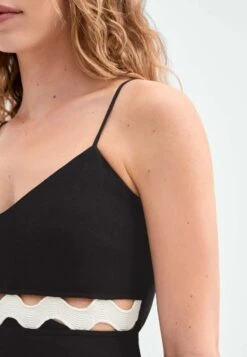 Oysho Long Strappy With WaveVestito EstivoBlack Donna Vestiti OY121C0C8-Q11 -Fashion Brand 1c7b08002a4a401da68ee119d532ba66