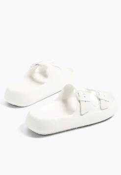 Oysho Buckle Moulded - Ciabatte Da Mare - White -Fashion Brand 23824c3d2a9d4ccc9c74efdbaedc09c3