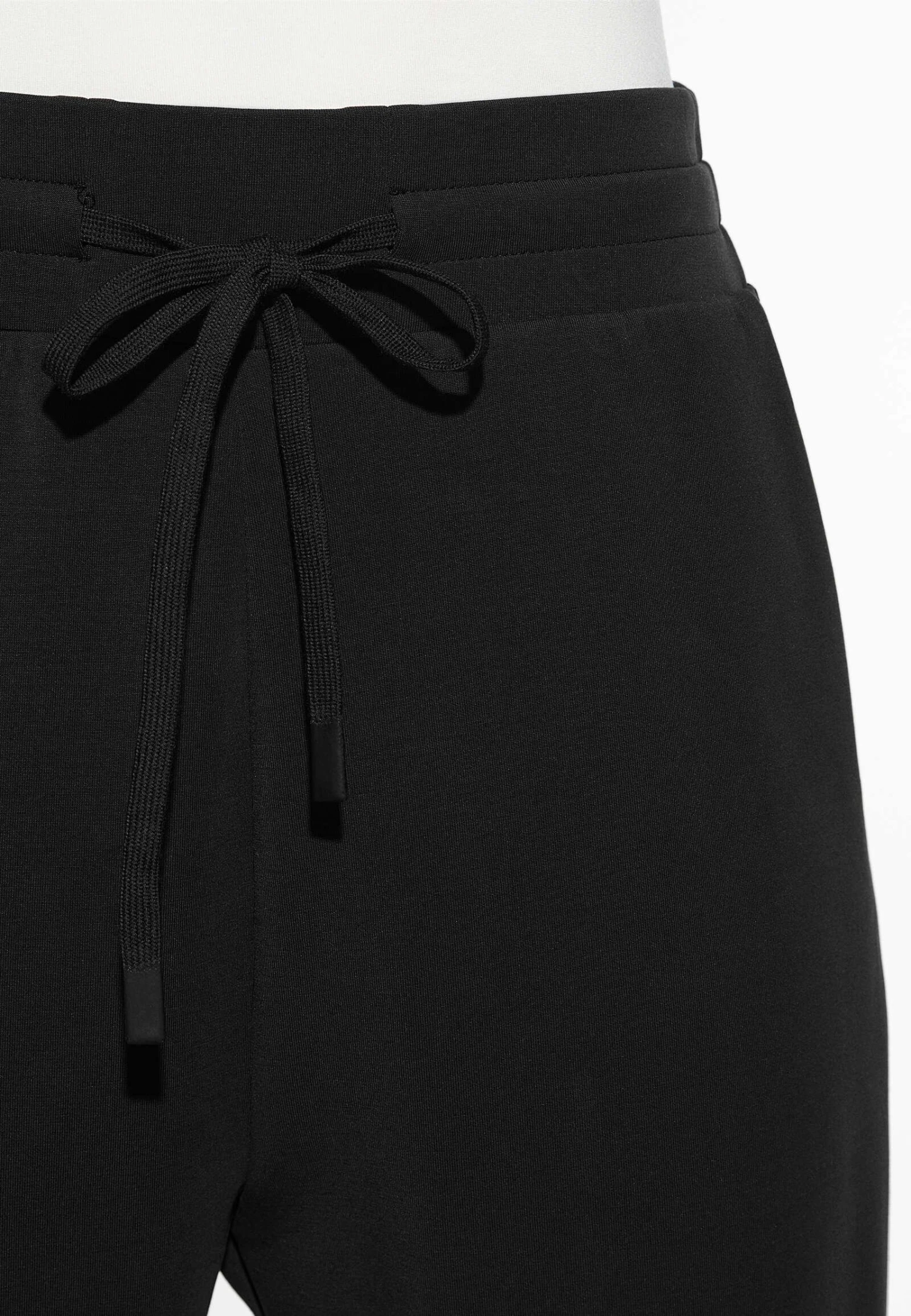 Oysho Soft Touch ModalPantaloni SportiviBlack Donna Pantaloni OY141E08T-Q11 8 Oysho Soft Touch ModalPantaloni SportiviBlack Donna Pantaloni OY141E08T-Q11 - immagine 6