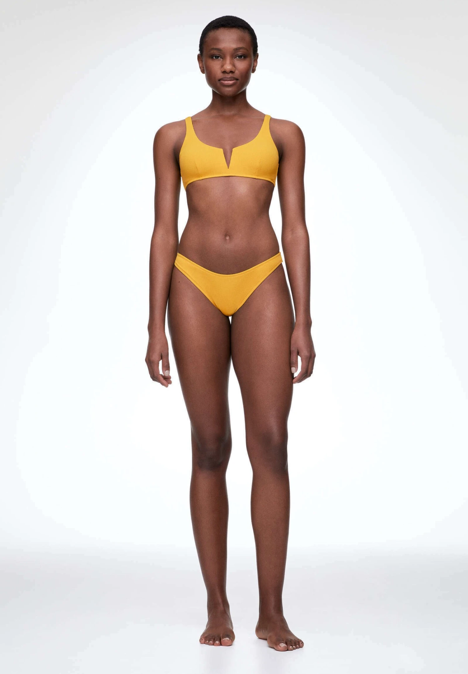 Oysho Mid-RiseBikini Pezzo SottoYellow Donna Moda Mare OY181I0MD-E11 3 Oysho Mid-RiseBikini Pezzo SottoYellow Donna Moda Mare OY181I0MD-E11
