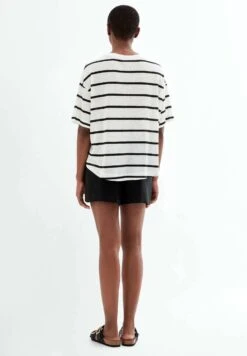 Oysho StripeT-Shirt Con StampaBlack Donna T-shirt E Top OY121D06W-Q11 -Fashion Brand 2e3a33738d844b4cb5a4785fe93dab3d