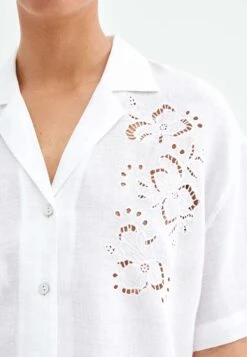 Oysho Short-Sleeved Only One CamiciaWhite Donna Camicie E Bluse OY122D000-A11 -Fashion Brand 2e7dd8e1d2a54d2ab251657c79834f91