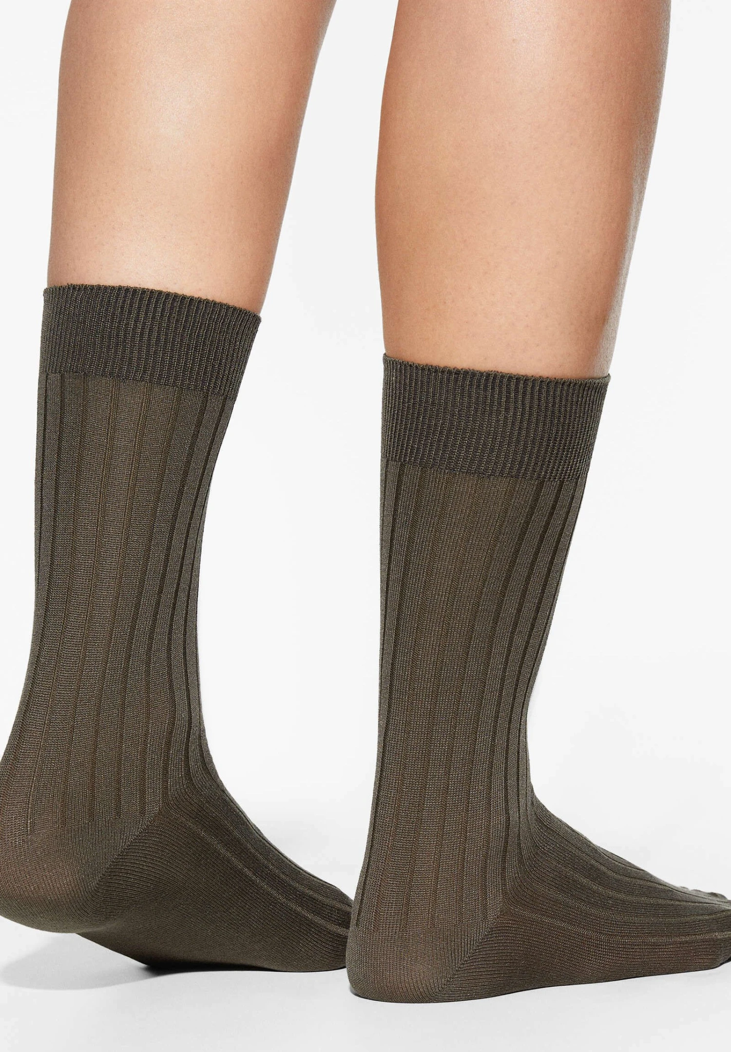 Oysho Silk Classic - Calze - Khaki 4 Oysho Silk Classic - Calze - Khaki - immagine 2