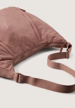 Oysho Borsa Per Lo SportBrown Donna Borse OY151H095-O11 -Fashion Brand 2ff1d555c9c746ac83870f2796b17a91