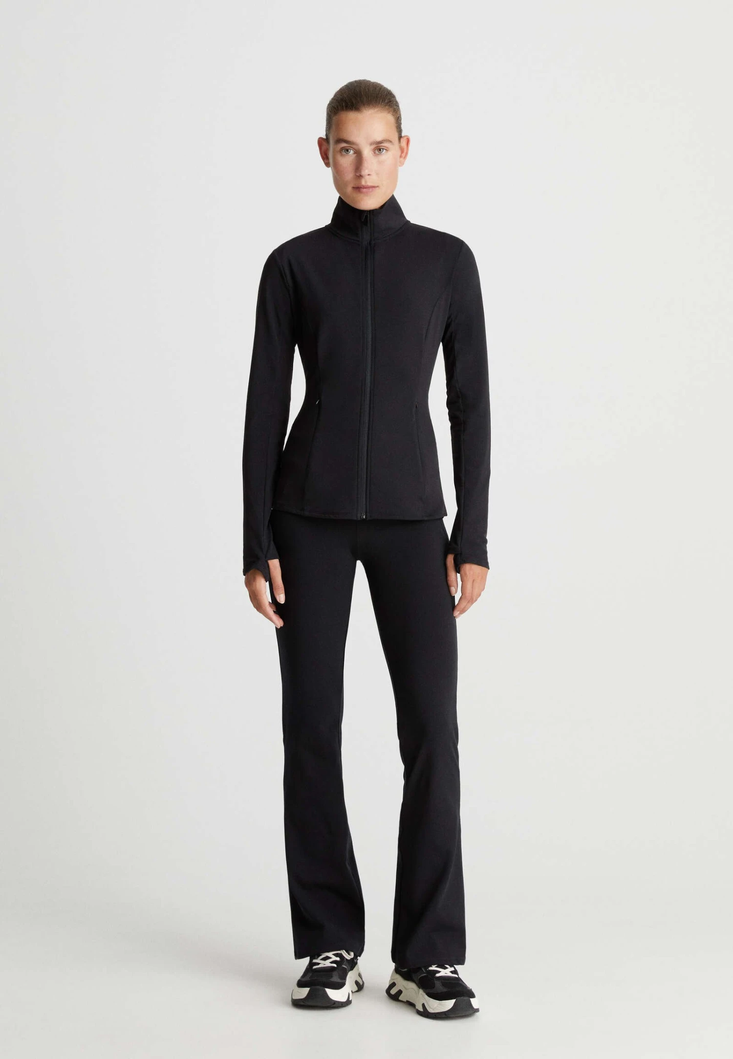 Oysho Warm Flare - Pantaloni - Black 4 Oysho Warm Flare - Pantaloni - Black - immagine 2