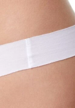 Oysho InvisiblePerizomaWhite Donna Intimo OY181R1B0-A11 -Fashion Brand 3b4b19c5e8f0409987e9e434b5b61983