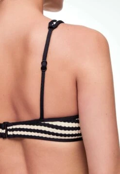 Oysho Textured Stripe Halter Bikini Pezzo SopraBlack Donna Moda Mare OY181J0CF-Q11 -Fashion Brand 3b6d4268dbbf44a4b8a87e0108ac578e