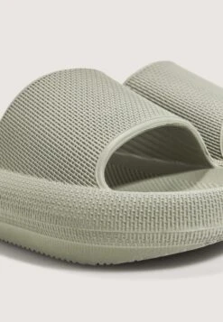 Oysho Ciabatte Da Mare - Khaki -Fashion Brand 3ec9c94d36344c9a85b8db711b57879d