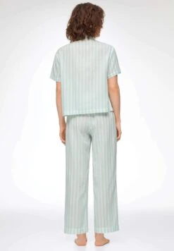 Oysho StripedPantaloni Del PigiamaGreen Donna Intimo Notte E Loungewear OY181O13X-M11 10 Oysho StripedPantaloni Del PigiamaGreen Donna Intimo Notte E Loungewear OY181O13X-M11 -Fashion Brand 3f3637443c7d477f81a268142c13a9a3