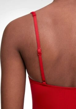 Oysho U-Neck HalterCostume Da BagnoRed Donna Moda Mare OY181G07Q-G11 -Fashion Brand 3fafd4311c40468eb423c3f28747cf4f