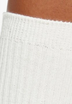 Oysho Pack 5 PairsCalzeBeige Donna Calze OY181F0RP-B11 11 Oysho Pack 5 PairsCalzeBeige Donna Calze OY181F0RP-B11 -Fashion Brand 41821c8bb6fd46409dd4c4e6950197fd