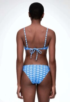 Oysho Geometric ClassicBikini Pezzo SottoLight Blue Donna Moda Mare OY181I0N0-K11 10 Oysho Geometric ClassicBikini Pezzo SottoLight Blue Donna Moda Mare OY181I0N0-K11 -Fashion Brand 4279bdbd932a4603829e02d1916822bf