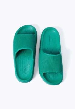 Oysho Ciabatte Da MareGreen Donna Per Il Mare OY111A0C3-M11 -Fashion Brand 43212c9f0f9c4bf4b462240cc32f75e9