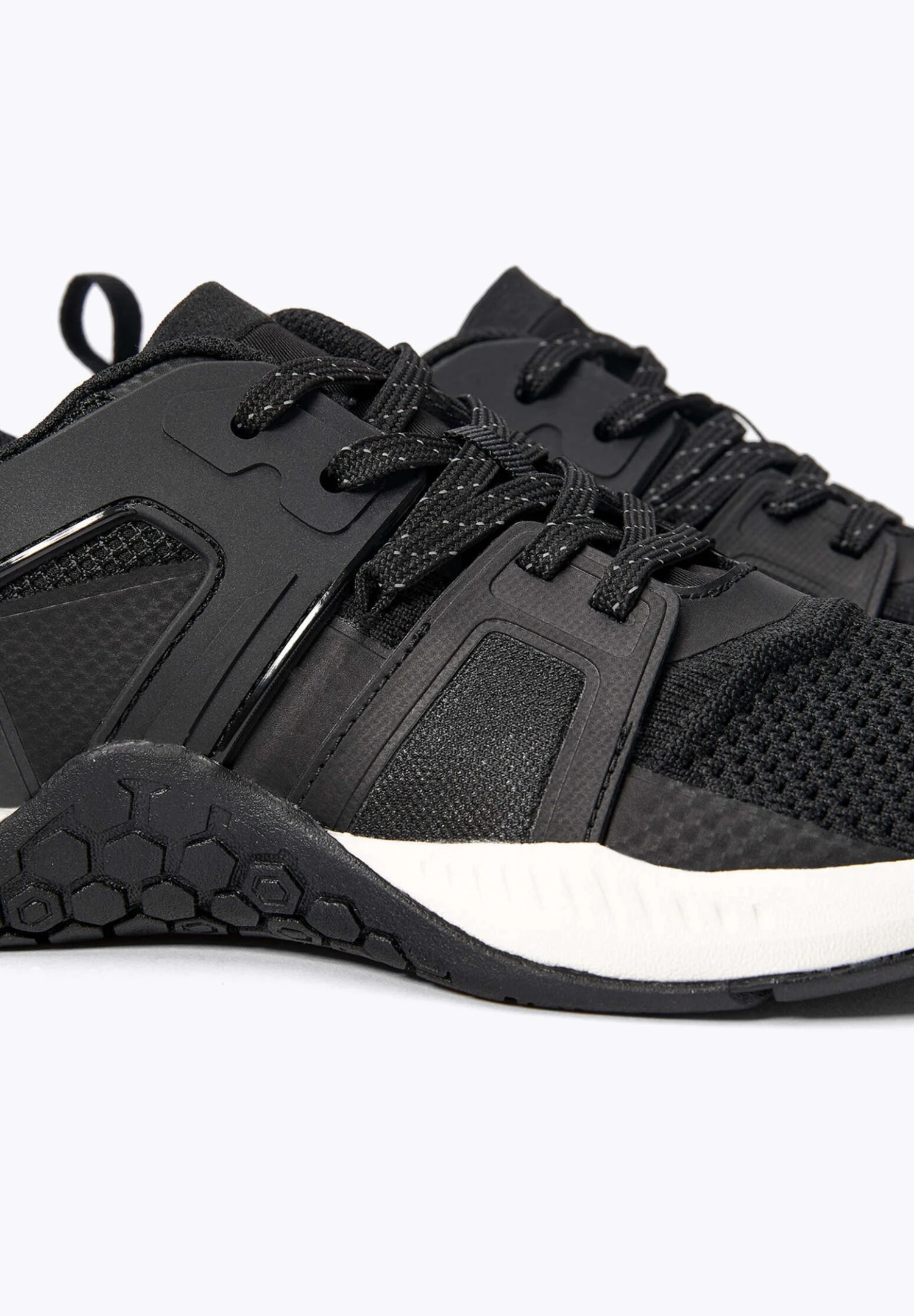 Oysho Sneakers BasseBlack Donna Sneakers OY111A0BF-Q11 9 Oysho Sneakers BasseBlack Donna Sneakers OY111A0BF-Q11 - immagine 7