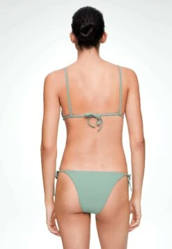 Oysho Shiny Floral Appliqué Triangle- Bikini Pezzo Sopra - Green -Fashion Brand 48ad22b4b8fe41368ca3ebbe1fd758b1