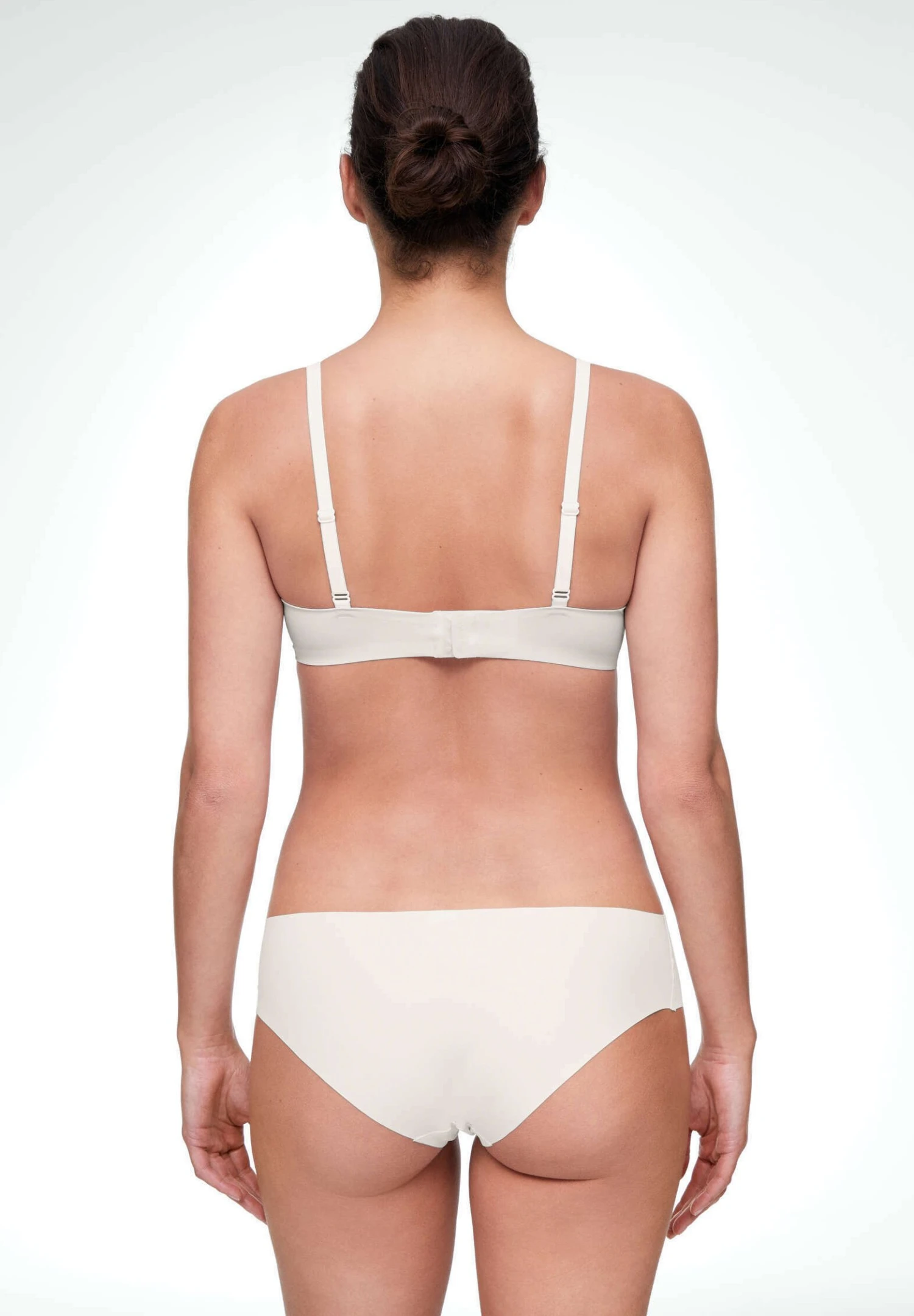 Oysho ClassicReggiseno Con FerrettoWhite Donna Intimo OY181A0VG-A11 5 Oysho ClassicReggiseno Con FerrettoWhite Donna Intimo OY181A0VG-A11 - immagine 3