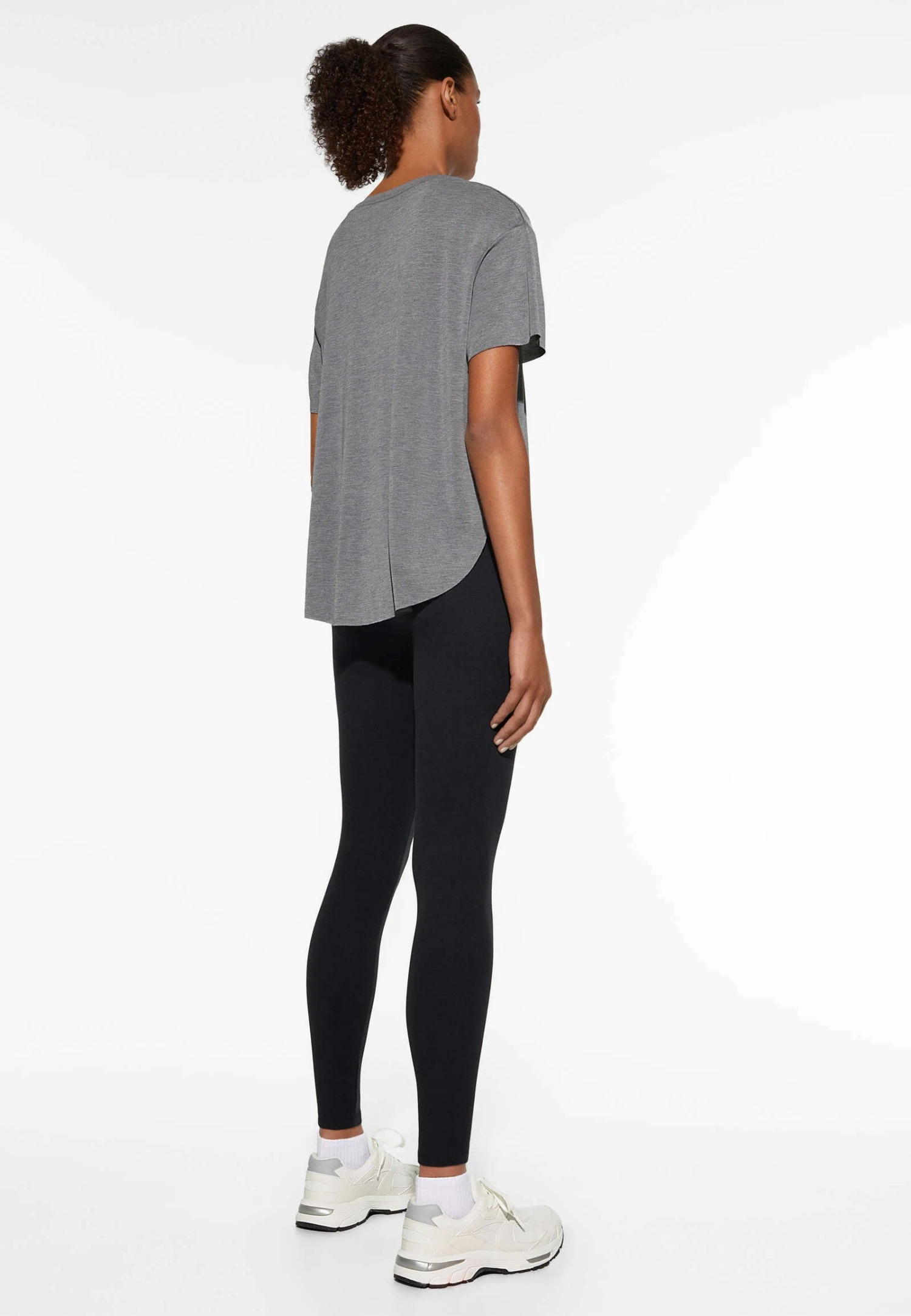 Oysho Short Sleeve With Slogan- T-Shirt Con Stampa - Light Grey 5 Oysho Short Sleeve With Slogan- T-Shirt Con Stampa - Light Grey - immagine 3