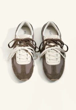 Oysho RUNNING-STYLE WITH COMBINED SPLIT - Sneakers Basse - Brown 12 Oysho RUNNING-STYLE WITH COMBINED SPLIT - Sneakers Basse - Brown -Fashion Brand 4d4cbf95ec3442648597421b26bad07b