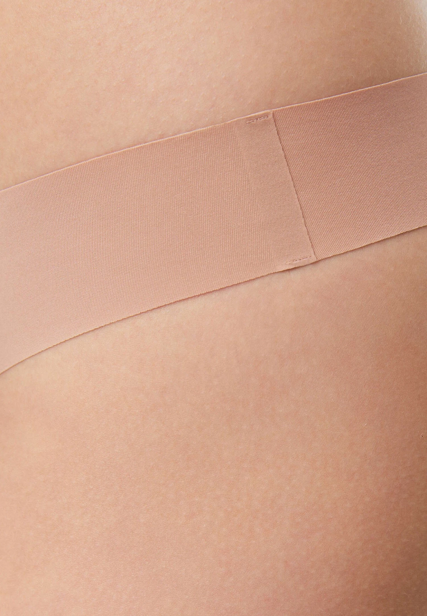 Oysho Invisible Laser-Cut Hipster 30002123PerizomaSalmon Donna Intimo OY181R16C-H11 8 Oysho Invisible Laser-Cut Hipster 30002123PerizomaSalmon Donna Intimo OY181R16C-H11 - immagine 6