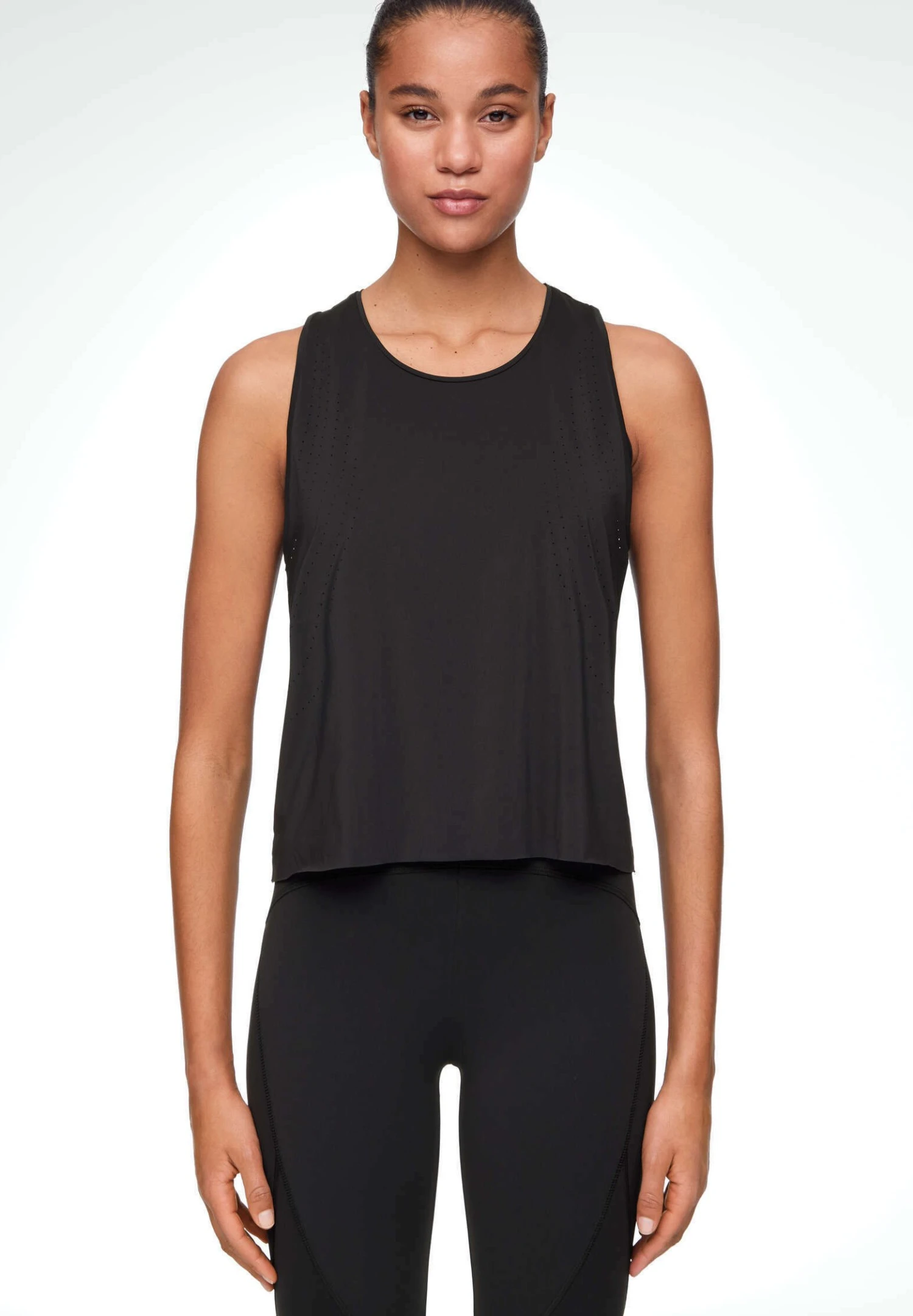 Oysho Microperforated Technical SleevelessTopBlack Donna T-shirt E Top OY121D072-Q11 3 Oysho Microperforated Technical SleevelessTopBlack Donna T-shirt E Top OY121D072-Q11