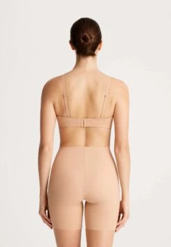 Oysho High-Waisted Invisible Laser-Cut CycleIntimo ModellanteSalmon Donna Intimo OY181C02F-H11 -Fashion Brand 5932ee6bc5104ef9b49a3823fabc2b5a