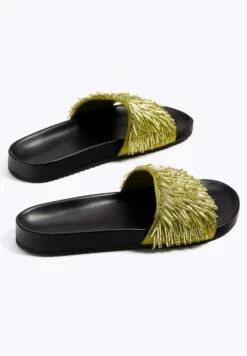 Oysho AppliquéCiabattineGreen Donna Ciabatte E Zoccoli OY111A0C9-M11 -Fashion Brand 6328a42a474b4a32b31bdbd4c6bf1d53