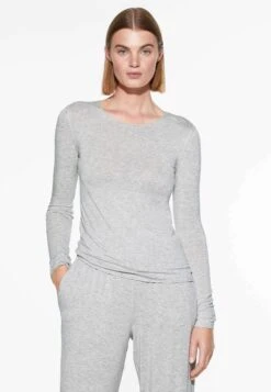 Oysho Extra-Soft Long-SleevedMaglia Del PigiamaLight Grey Donna Intimo Notte E Loungewear OY181Q12S-C11