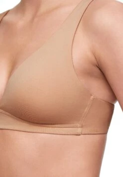 Oysho High-Cup - Reggiseno A Triangolo - Salmon -Fashion Brand 66ecd522db8847d595556ca9a9dc1cf0