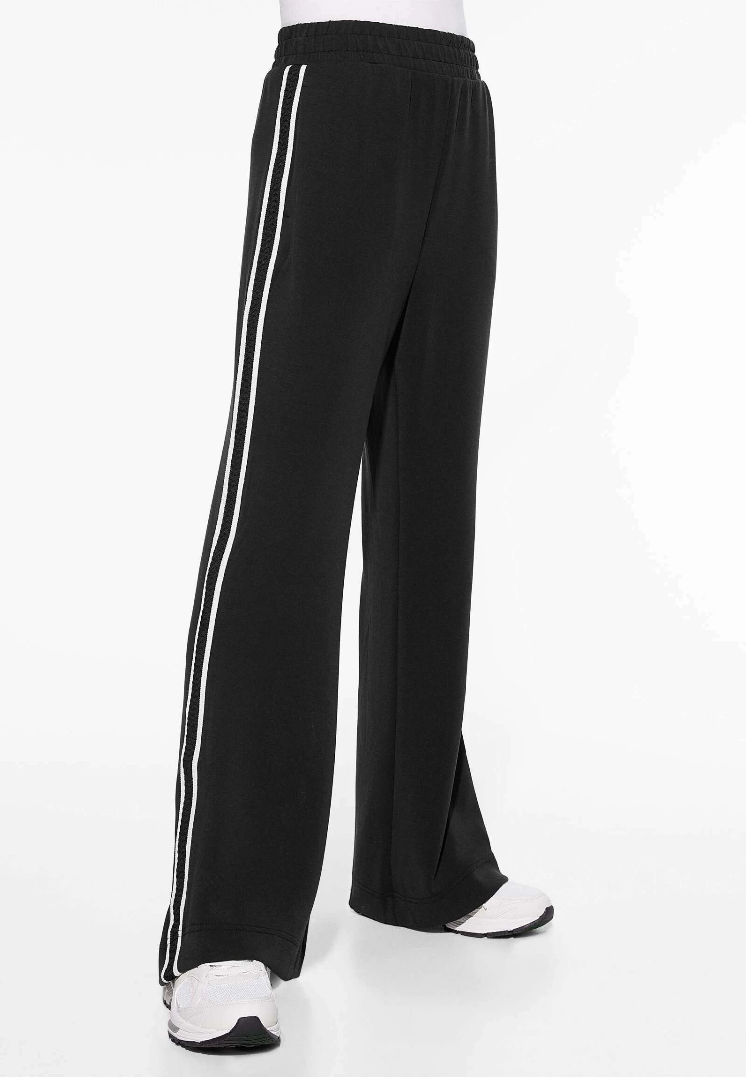 Oysho StripeFlare- Pantaloni Sportivi - Black 3 Oysho StripeFlare- Pantaloni Sportivi - Black