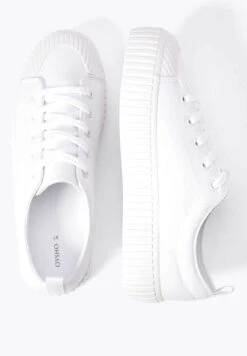 Oysho Sneakers BasseWhite Donna Sneakers OY111A0BM-A11 12 Oysho Sneakers BasseWhite Donna Sneakers OY111A0BM-A11 -Fashion Brand 6b64316f32f141199bdd9286013b5399