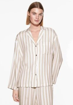 Oysho Striped Long-Sleeved Maglia Del PigiamaBeige Donna Intimo Notte E Loungewear OY181Q12R-B11 10 Oysho Striped Long-Sleeved Maglia Del PigiamaBeige Donna Intimo Notte E Loungewear OY181Q12R-B11 -Fashion Brand 74c0bb4512e24ed89af87b9dd3831424