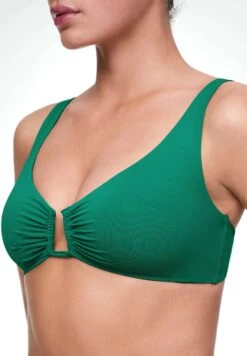 Oysho U-Neck HalterBikini Pezzo SopraNeon Green Donna Moda Mare OY181J0BM-M11 -Fashion Brand 76f1fffd7601439881cf6a14cec8cb2c
