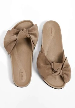 Oysho Bow CiabattineBeige Donna Ciabatte E Zoccoli OY111A0BZ-B11 -Fashion Brand 785c2d9623144955a627d751794b85a6