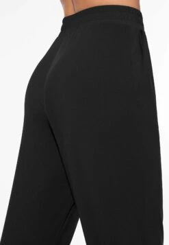 Oysho Light TouchPantaloni SportiviBlack Donna Pantaloni OY141E0DI-Q11 14 Oysho Light TouchPantaloni SportiviBlack Donna Pantaloni OY141E0DI-Q11 -Fashion Brand 80eadbe6565f41c6b527fd334a1f3575