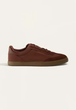 Oysho WITH PIECES - Sneakers Basse - Bordeaux -Fashion Brand 8c01abdfa05f4ebd9a1fc6c485f5edaa