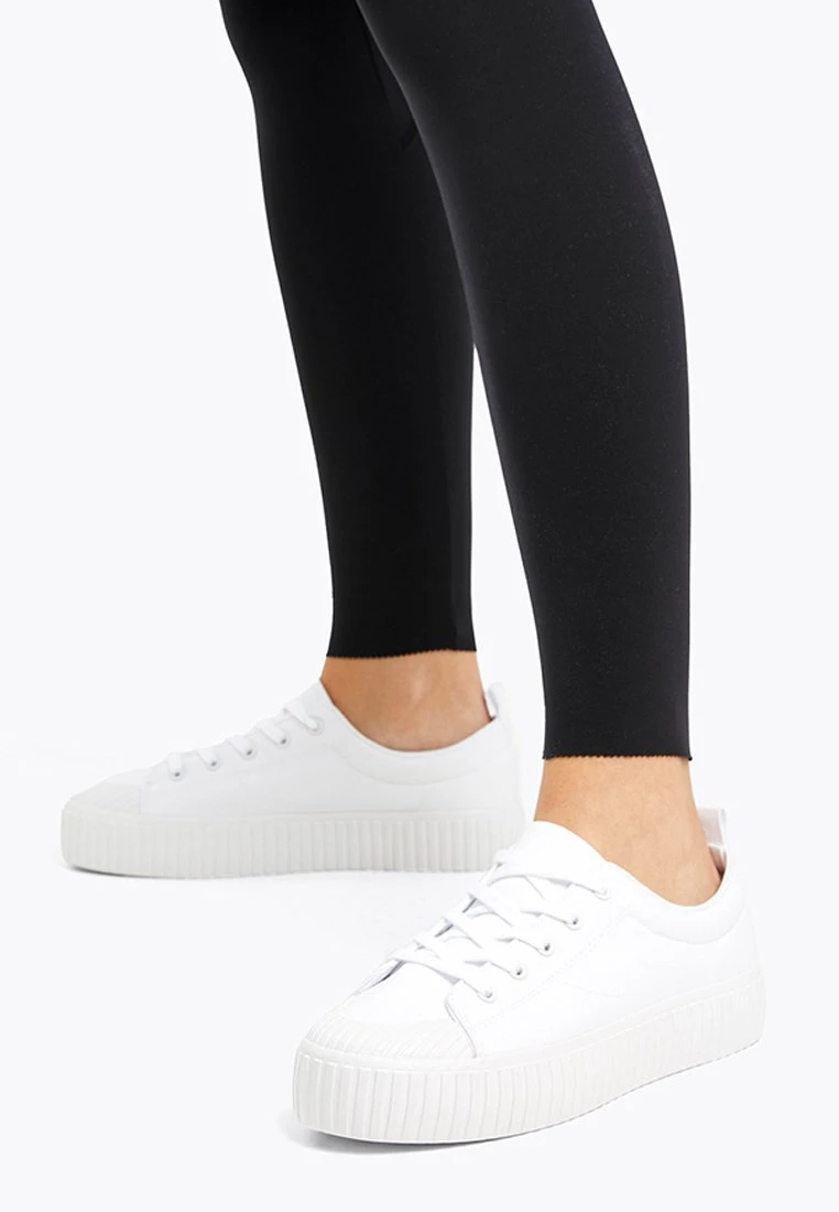 Oysho Sneakers BasseWhite Donna Sneakers OY111A0BM-A11 3 Oysho Sneakers BasseWhite Donna Sneakers OY111A0BM-A11