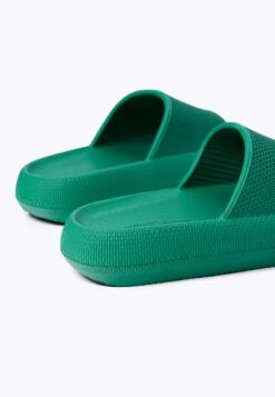 Oysho Ciabatte Da MareGreen Donna Per Il Mare OY111A0C3-M11 -Fashion Brand 902a0f9db97a41c88f8ec73180c0885e