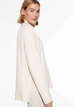 Oysho Asymmetric High NeckMaglioneBeige Donna Maglieria OY121I07P-B11 -Fashion Brand a2bf13770ec04d5281997964aa6ea620