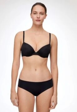 Oysho Laser Cut Invisible Classic SlipBlack Donna Intimo OY181R19H-Q11