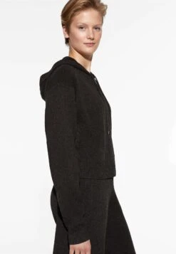 Oysho Cropped Hoodie CardiganBlack Donna Maglieria OY121J03Y-Q11 -Fashion Brand aba830d96d5443b9928aaf6db05307d0