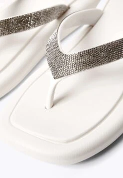 Oysho Jewel Beach - Infradito - White -Fashion Brand b7db374abf6745759c36d2535a16328d