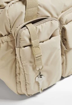 Oysho Borsa Fasciatoio - Sand 16 Oysho Borsa Fasciatoio - Sand -Fashion Brand b8642d17876a4f3bb8e16eb512a0d466