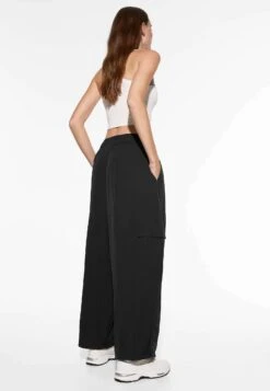 Oysho Comfortlux With Crossover Neckline And Cups - Top - White -Fashion Brand bb48794a7e7842cb9caa02c0ccaf6f61